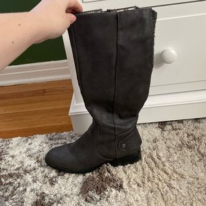 Gray tall boots size 7.5